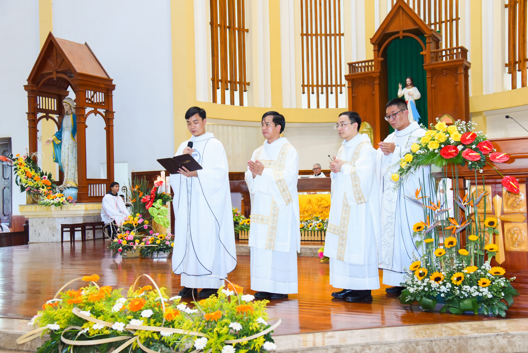 00 – Conventual Franciscans